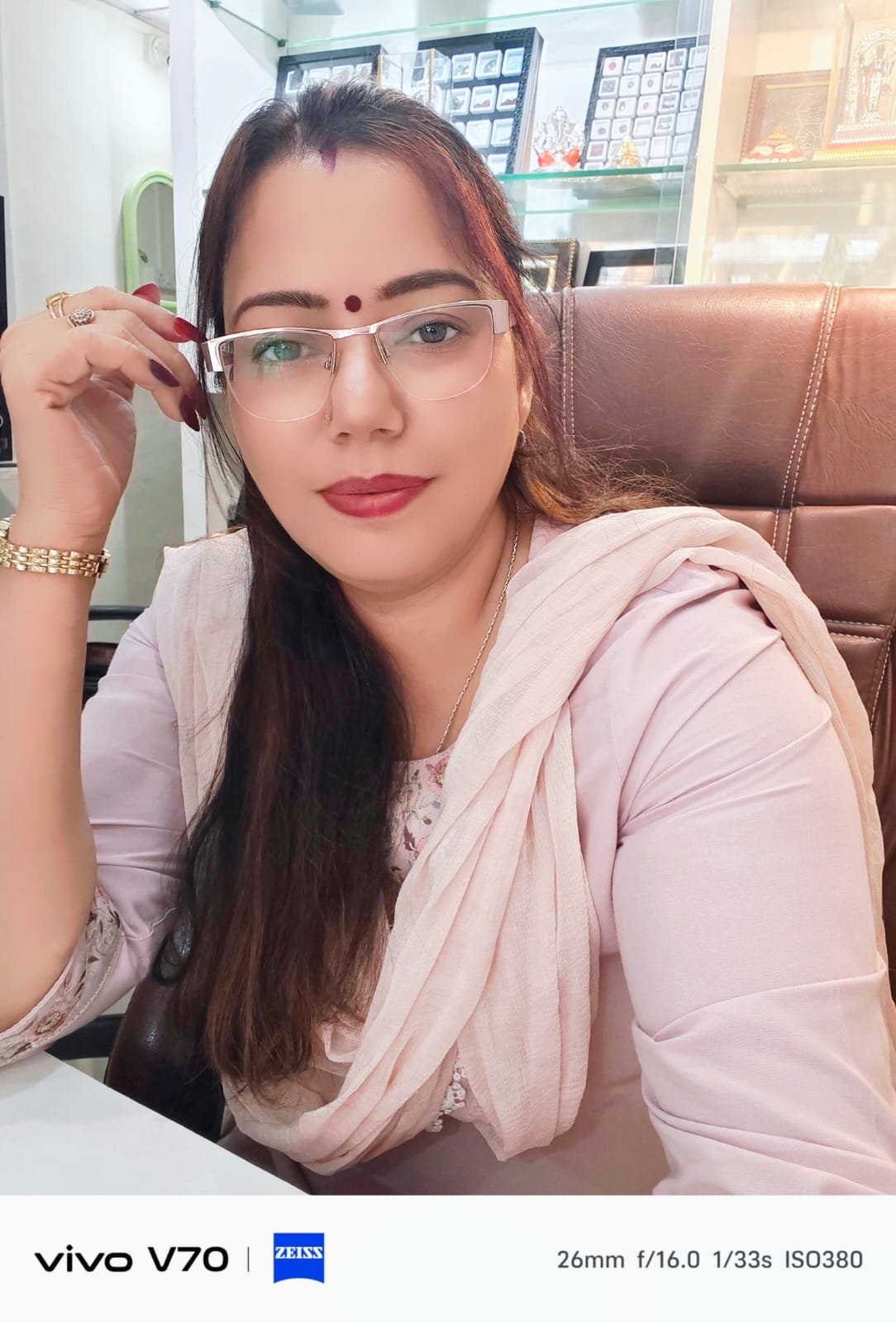 Meet Priya - Gemstone Specialist & Astrologer in Virar